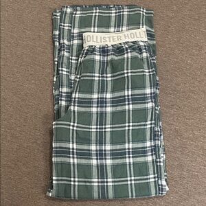Hollister Green and White Plaid Pajama Pants
